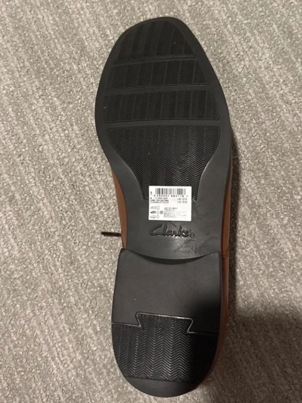 NWT Brown Leather lace-up Clark’s Oxford shoes with cap toe